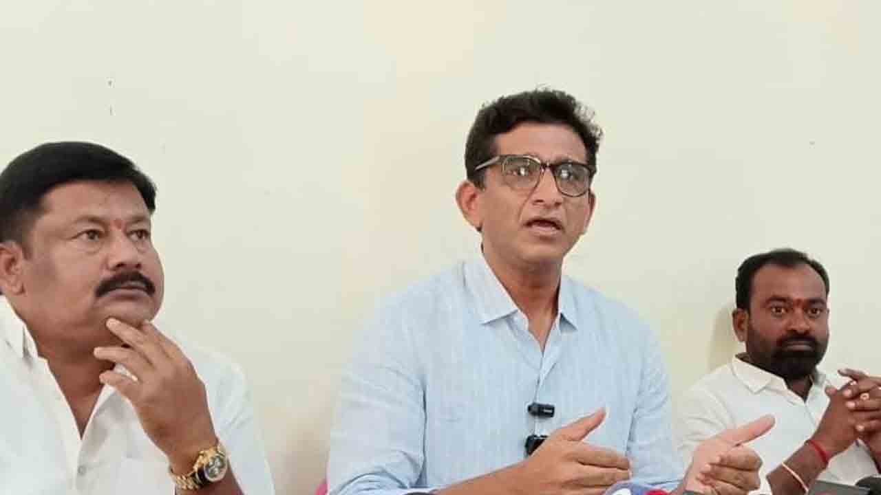 MLA Sanjay Kalvakuntla | సబ్బండ వర్ణాల సంక్షేమమే బీఆర్ఎస్ లక్ష్యం : ఎమ్మెల్యే సంజయ్ కల్వకుంట్ల