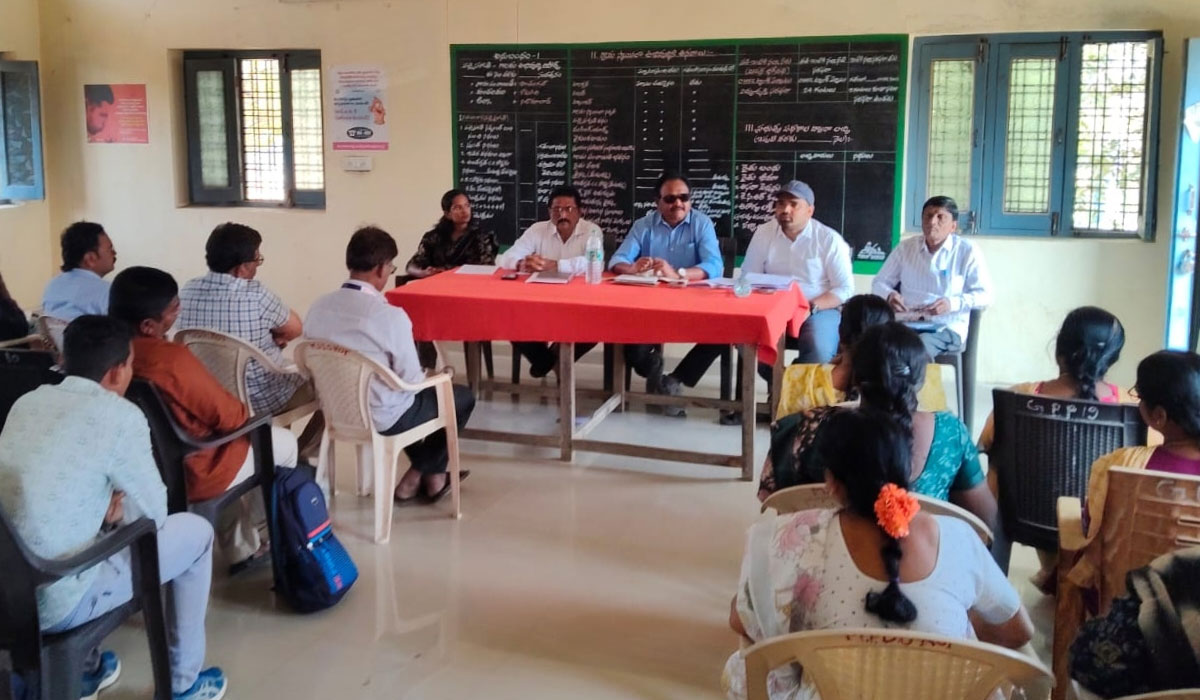 Pothangal | తాగునీటి సమస్య కోసం 1916కు డయల్‌ చేయాలి.. ఆర్‌డబ్ల్యూఎస్‌ డీఈ మున్నీ నాయక్