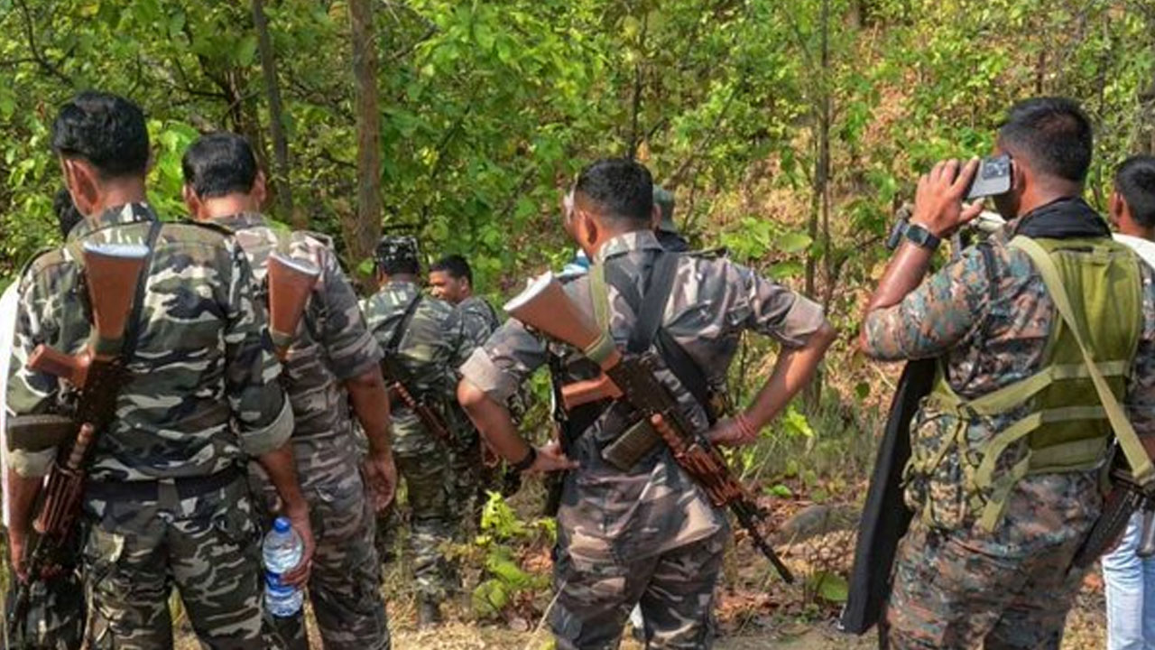 Naxalites Killed: చ‌త్తీస్‌ఘ‌డ్‌లో ఎన్‌కౌంట‌ర్‌.. ఇద్ద‌రు న‌క్స‌ల్స్ మృతి