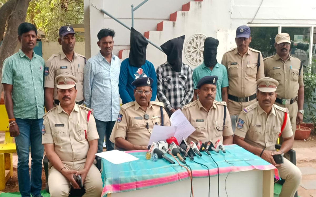 Nilagiri : పైపుల కంపెనీలో చోరీ.. దొంగ‌ల ముఠాలోని ముగ్గురు అరెస్ట్‌