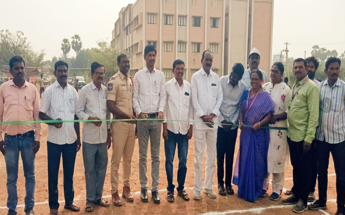 Penpahad : ‘గ్రామీణ క్రీడాకారులను ప్రోత్సహించేందుకే సీఎం కప్ క్రీడా పోటీలు’