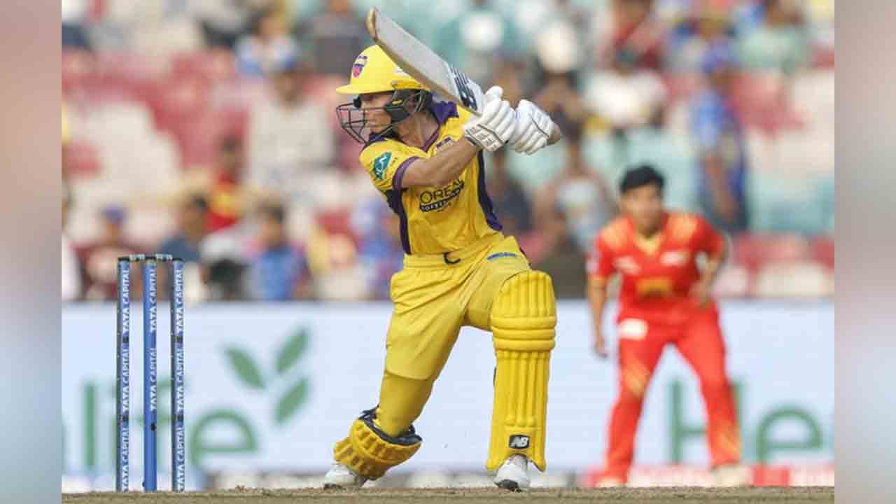 UPWW vs GGW | హాఫ్ సెంచరీ బాదేసిన లిచ్‌ఫీల్డ్‌.. గెలుపు దిశగా యూపీ వారియర్స్..!