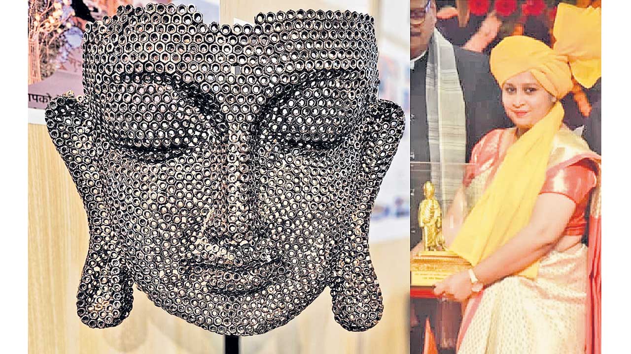 ప్లాస్టిక్‌ వ్యర్థాల అప్‌సైకిలింగ్‌తో రికార్డు