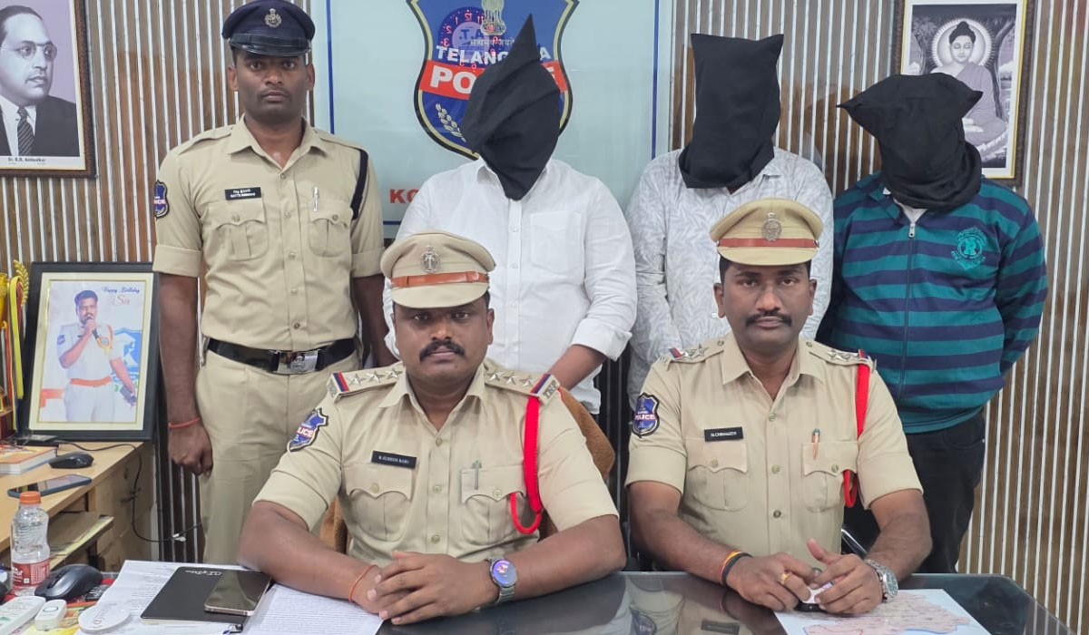 Korutla | కోరుట్లలో తుపాకుల కలకలం.. ఏయిర్ గన్లతో ఎయిర్ టెల్ సిబ్బందికి బెదిరింపులు