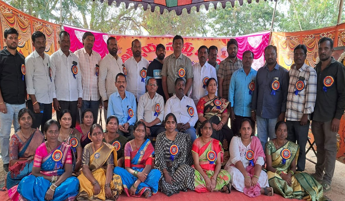 Chigurumamidi | ముదిమాణిక్యం ప్రభుత్వ పాఠశాలలలో అ‘పూర్వ’ కలయిక