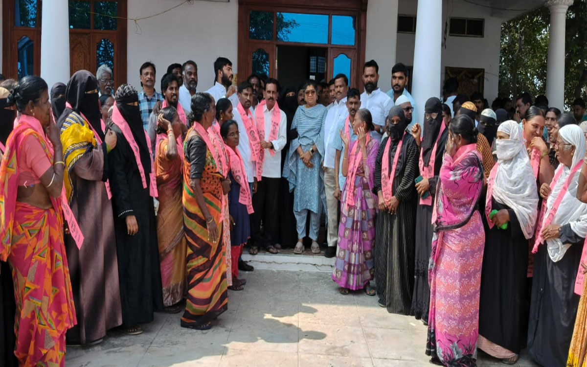 Devarakonda : ‘దేవరకొండ ఖిల్లాపై గులాబీ జెండా ఎగుర‌డం ఖాయం’