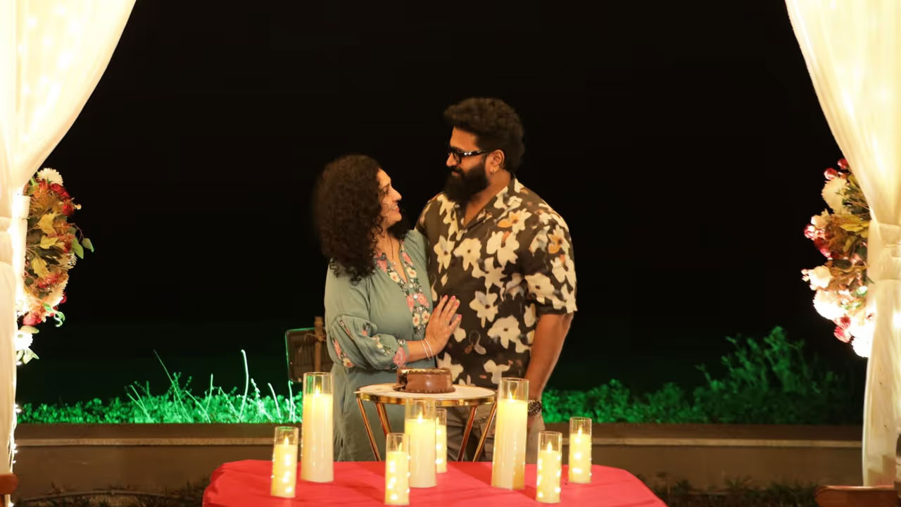 Rishab Shetty | ప‌దేళ్ల వివాహ బంధం.. భార్య‌తో స్పెష‌ల్‌గా సెల‌బ్రేట్ చేసుకున్న రిషబ్ శెట్టి