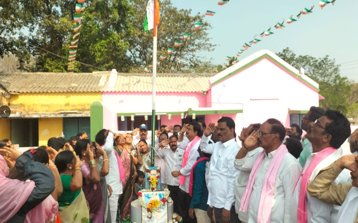 Yellandu : 'ఇల్లెందు మున్సిపాలిటీపై గులాబీ జెండా ఎగురడం ఖాయం'