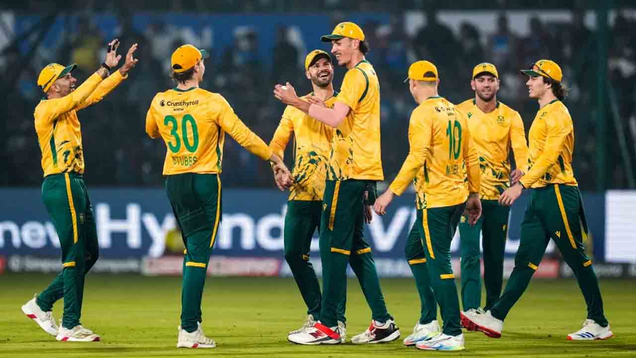 T20 World Cup 2026 | విధ్వంసక హిట్టర్‌కు షాకిచ్చిన సెలెక్టర్లు.. 19 ఏళ్ల కుర్రాడికి ప్రపంచకప్ బెర్త్..!