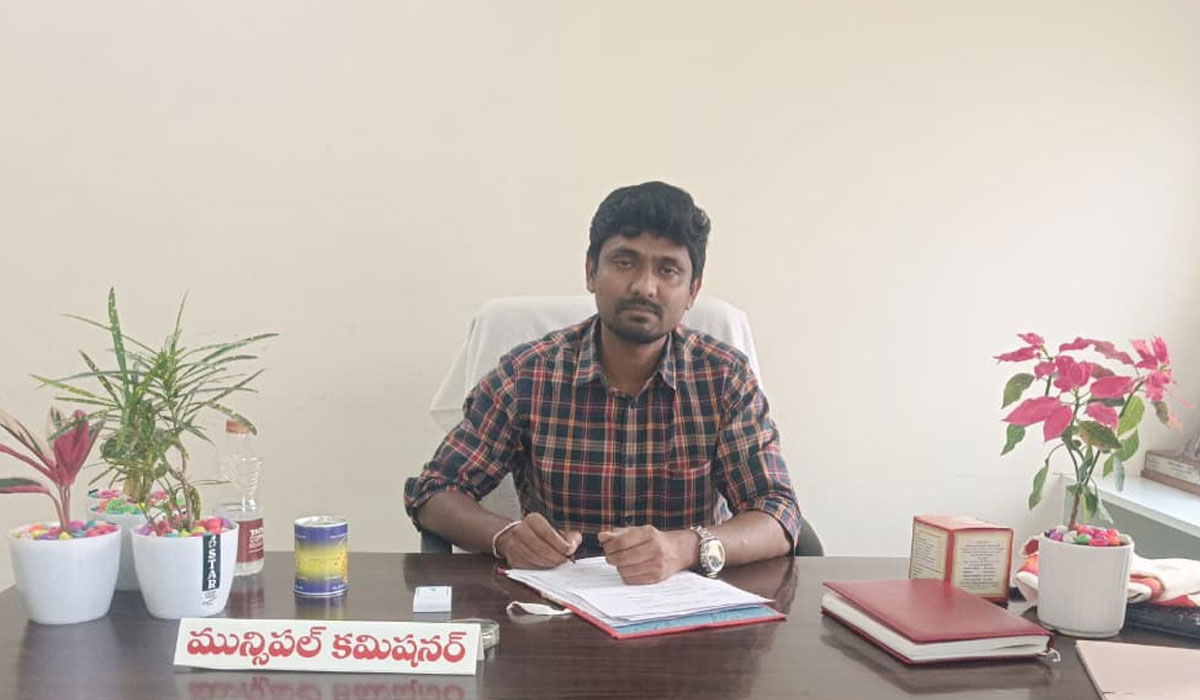 Vemulawada | వేములవాడ మున్సిపల్ కమిషనర్ గా సంపత్ కుమార్ బాధ్యతల స్వీకరణ