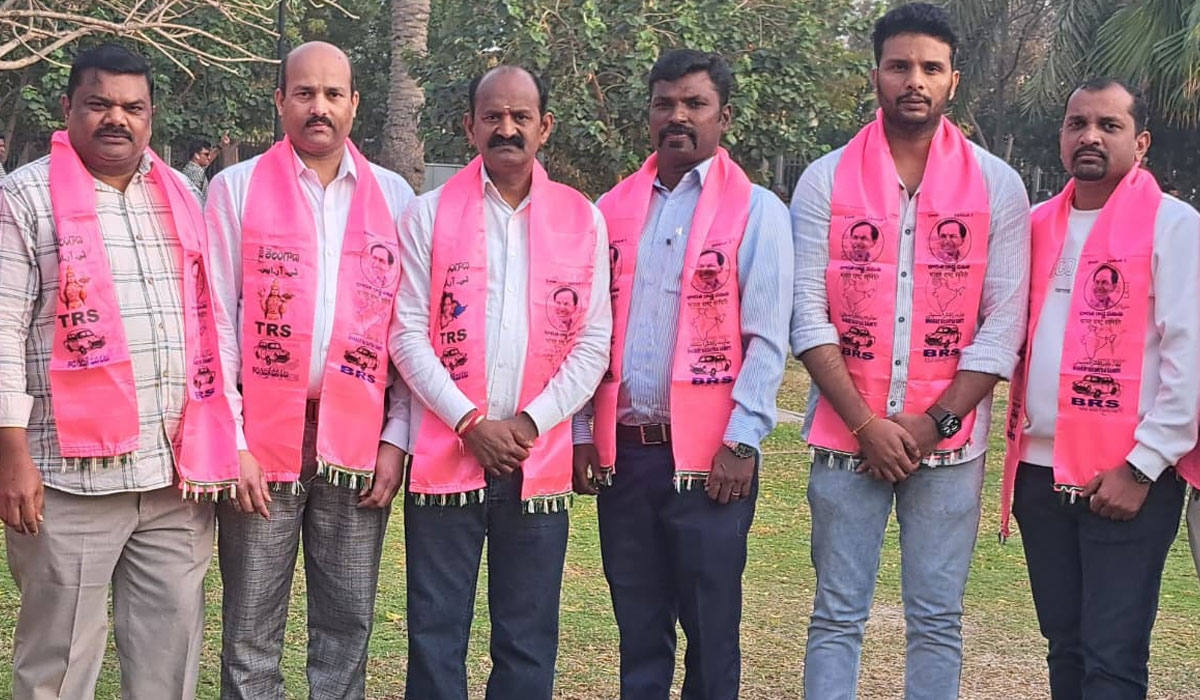 Korutla | కేసీఆర్‌కు సిట్‌ నోటీసులు అప్రజాస్వామికం.. ఎన్నారై బీఆర్‌ఎస్‌ ఒబ్రెయిన్‌ అధ్యక్షుడు సతీష్‌కుమార్‌