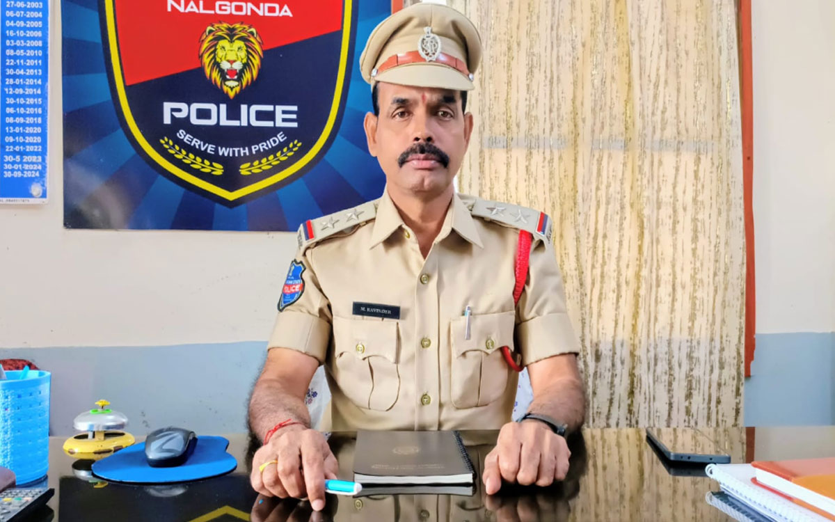 Kattangur : సంక్రాంతికి ప్ర‌యాణం సాఫీగా సాగేలా చర్యలు : ఎస్ఐ మునుగోటి రవీందర్