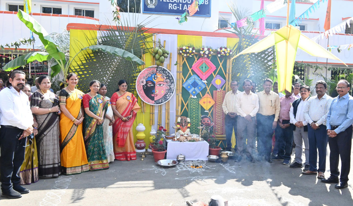 Singareni Ladies Club | గోదావరిఖని సింగరేణి లేడీస్ క్లబ్ ఆధ్వర్యంలో బొమ్మల కొలువు