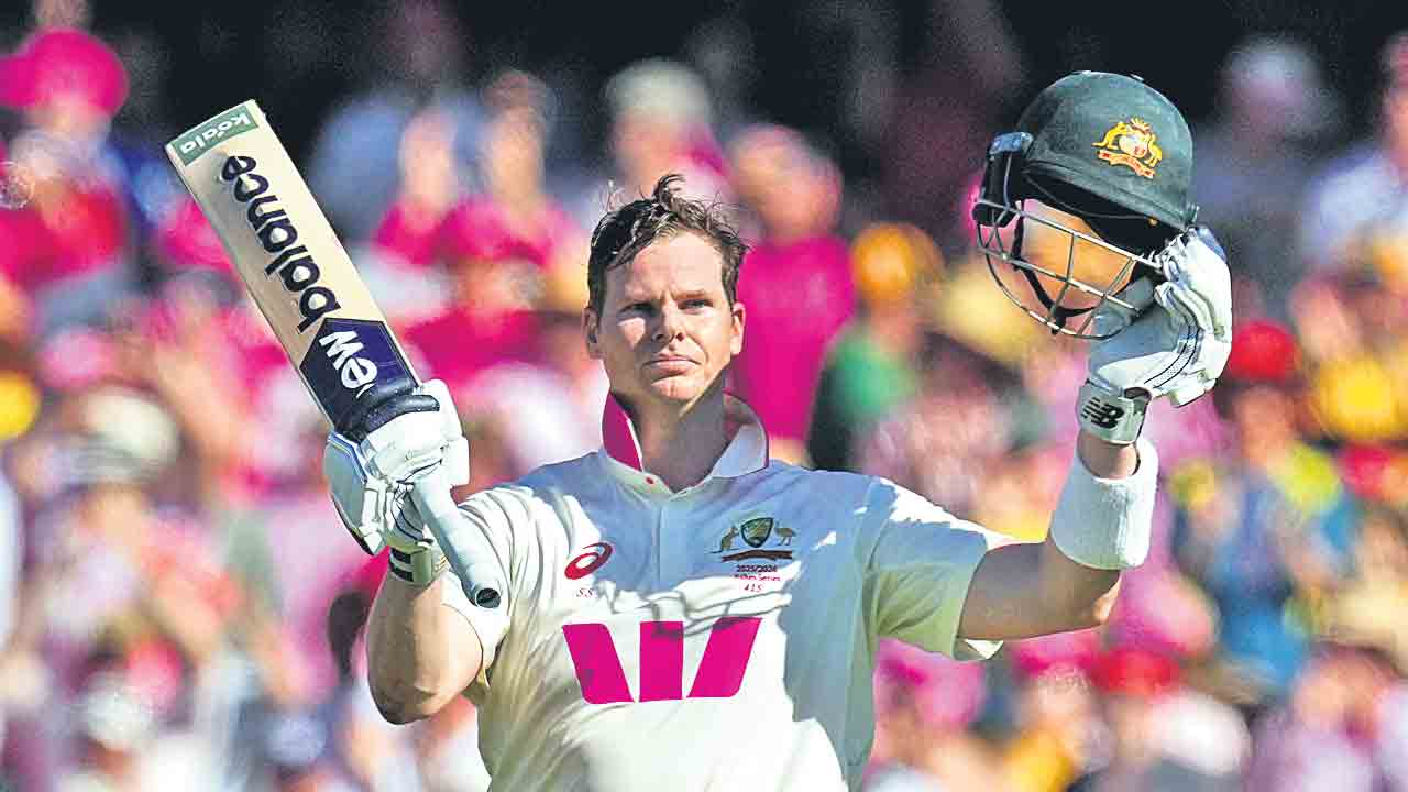 స్మిత్‌, హెడ్‌ సెంచరీలు.. ఆసీస్‌ తొలి ఇన్నింగ్స్‌ 518/7