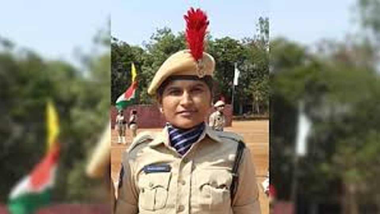 Constable Soumya | కానిస్టేబుల్‌ సౌమ్య ఆరోగ్య పరిస్థితి విషమం.. హైదరాబాద్‌కు తరలింపు