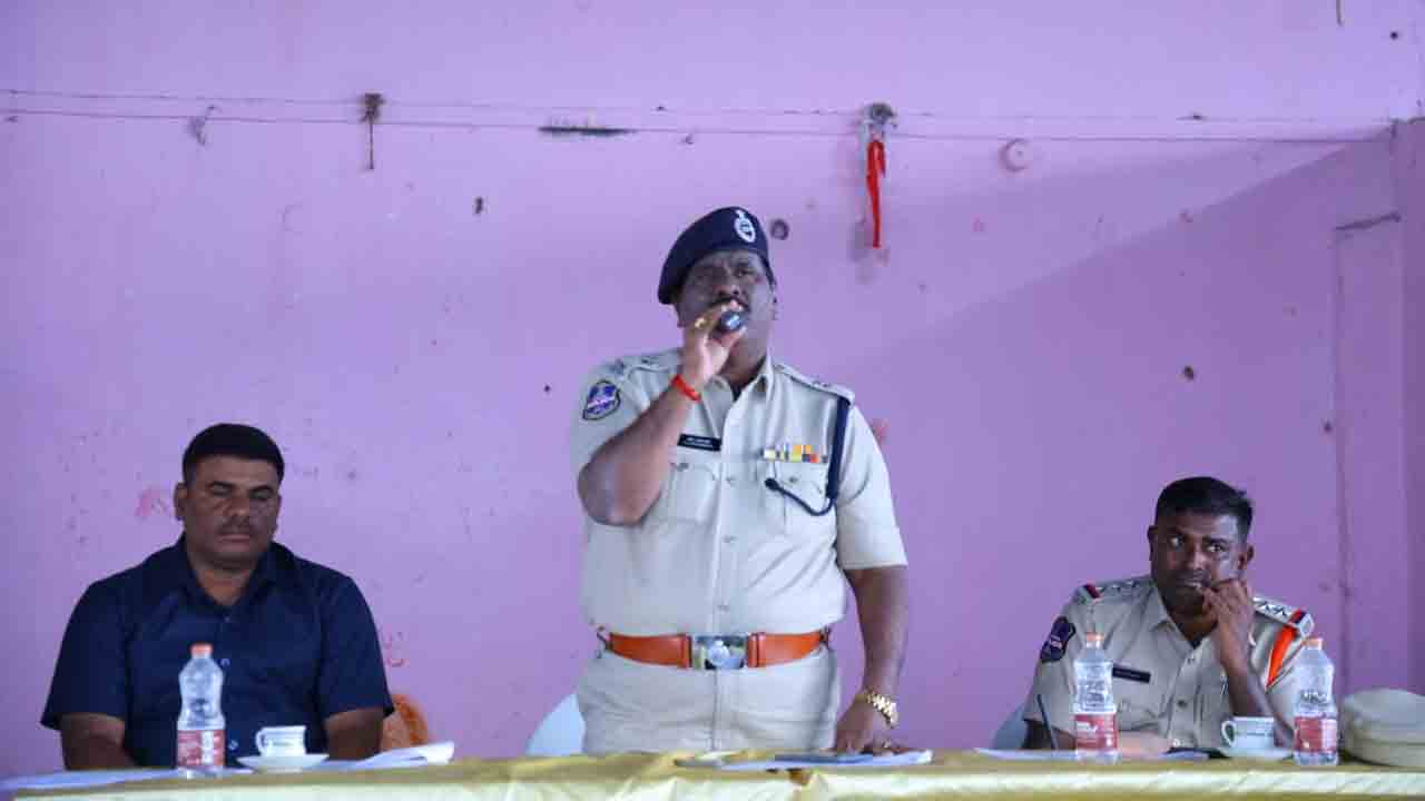 SP Mahendar | మాఘ అమావాస్యకు భారీ బందోబస్తు.. ఎస్పీ మహేందర్..!