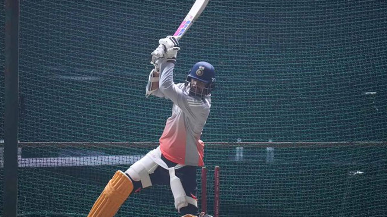 Washington Sundar: వాషింగ్ట‌న్ సుంద‌ర్ ఔట్‌.. వ‌న్డే జ‌ట్టులోకి ఆయుష్ బ‌దోని