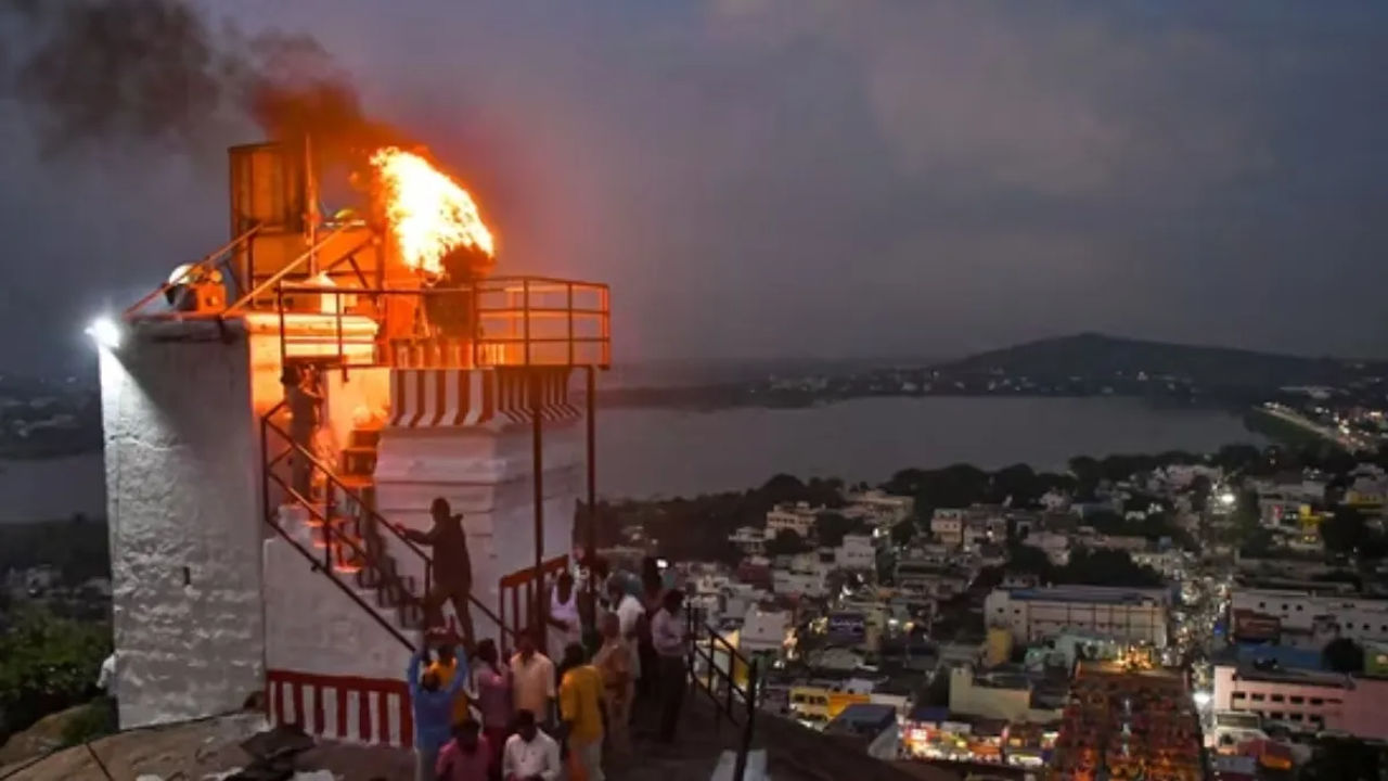 Tamil Nadu | స్టాలిన్ ప్రభుత్వానికి ఎదురుదెబ్బ.. స్తంభంపై దీపం వెలిగించేందుకు కోర్టు అనుమతి