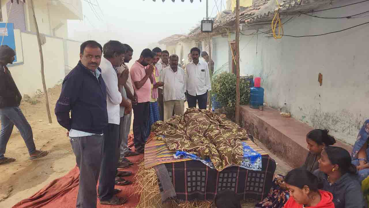 Thoguta | నిరుపేదలకు అండగా ఉంటాం : జీడిపల్లి రాంరెడ్డి