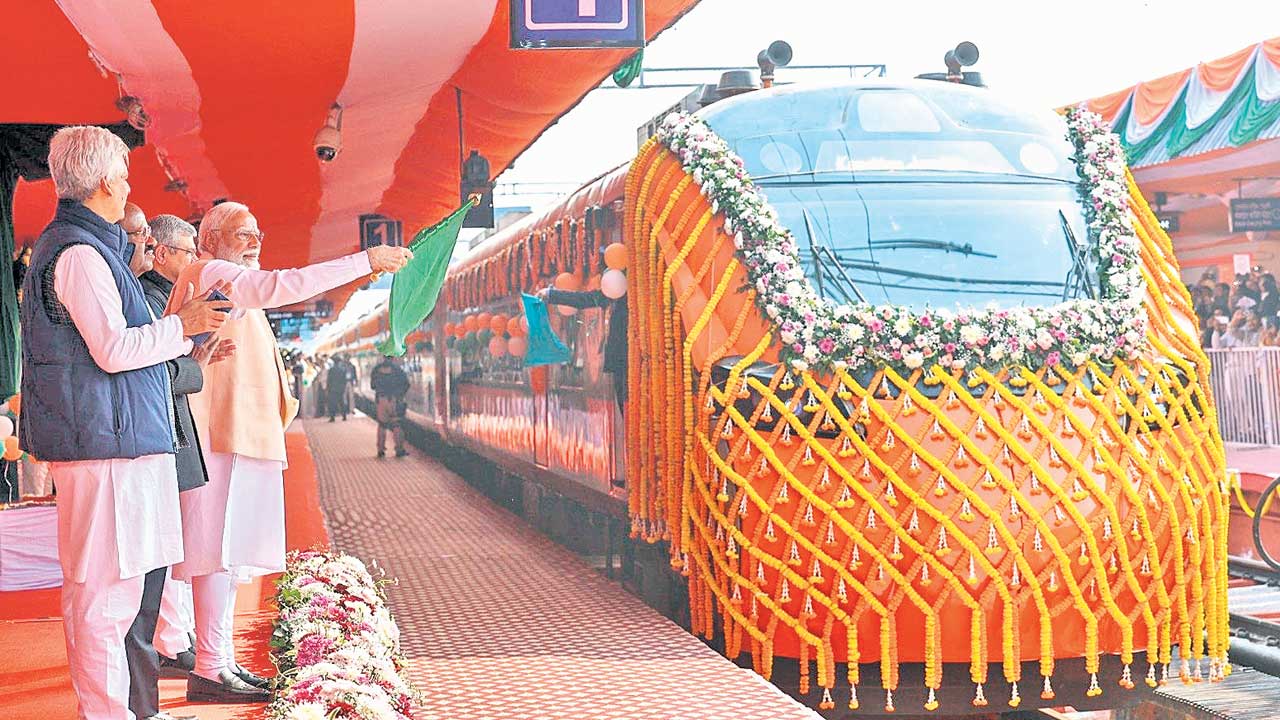 పశ్చిమ బెంగాల్‌కు చొరబాట్లు అతి పెద్ద సవాల్‌