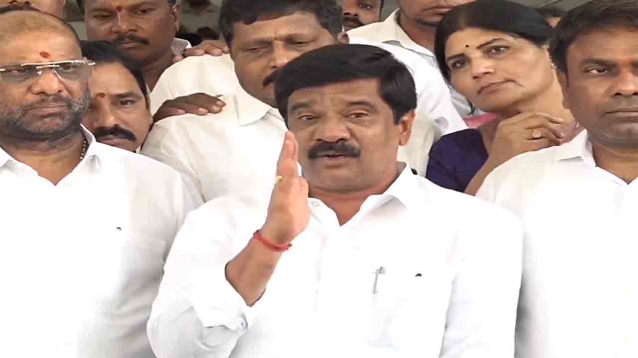 Vemula Prashanth Reddy | కేసీఆర్ సైనికులం మేం.. భయపడం: వేముల ప్రశాంత్ రెడ్డి