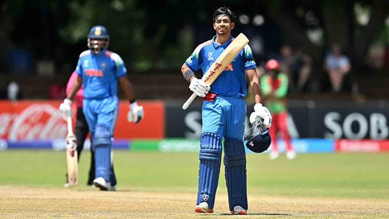  INDU19 vs ZIMU19 | విహాన్ మల్హోత్రా సూపర్ సెంచరీ.. జింబాబ్వే ముందు కొండంత లక్ష్యం..!