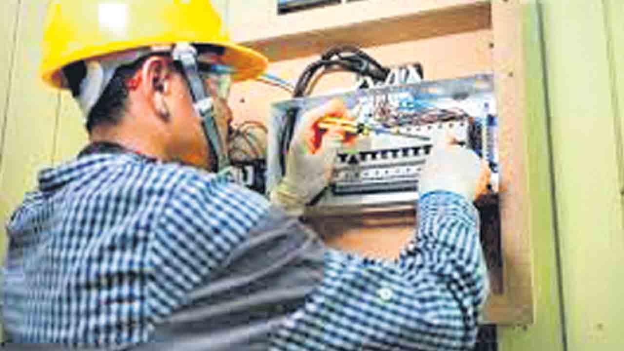 విద్యుత్తు కనెక్షన్లకు కొత్త రూల్స్‌.. మార్గదర్శకాలు విడుదల చేసిన ఈఆర్సీ