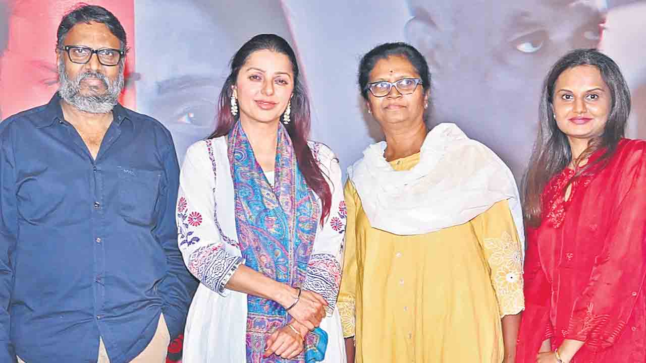 నేటి పరిస్థితులకు అద్దం పడుతుంది