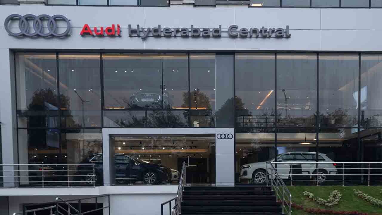 ఆడీ మరో షోరూం