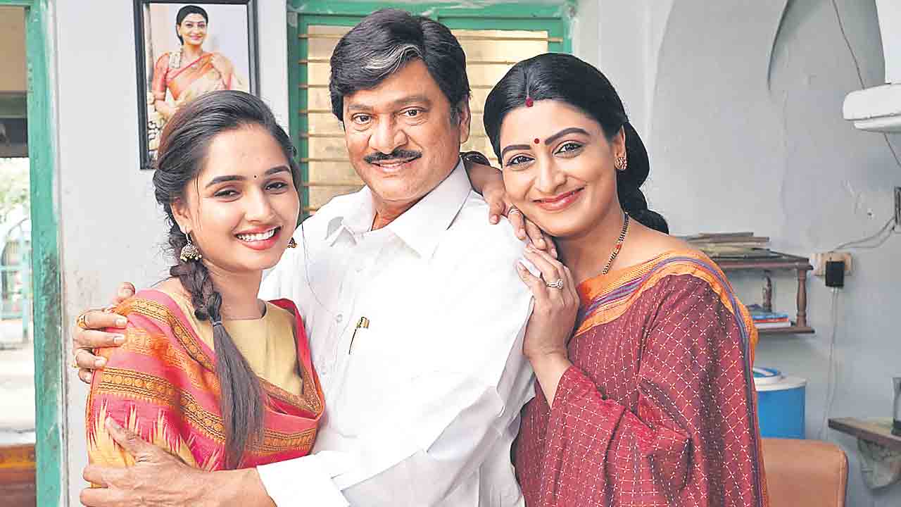 జీవితాన్ని చూపిస్తుంది!