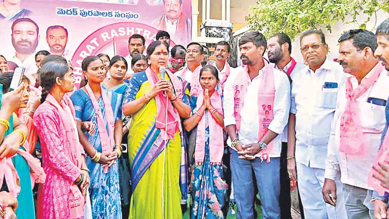 మెదక్‌ మున్సిపల్‌ ఎన్నికలో కారు గెలుపు ఖాయం!