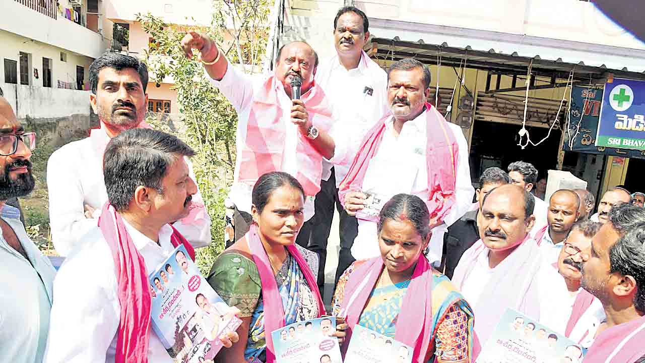 పాలనలో కేంద్ర, రాష్ట్ర ప్రభుత్వాలు విఫలం.. మాజీ మంత్రి గంగుల కమలాకర్‌