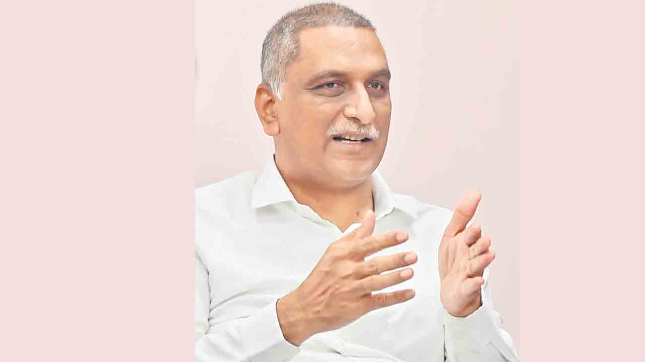 కాంగ్రెస్‌ పాలన అస్తవ్యస్తం.. రెండున్నరేండ్లలో వ్యవస్థలు కుప్పకూలాయి