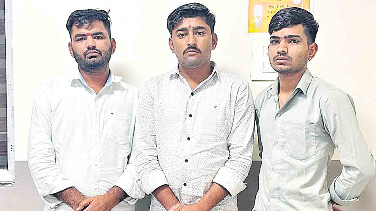 రూ.76 లక్షల నగదు పట్టివేత