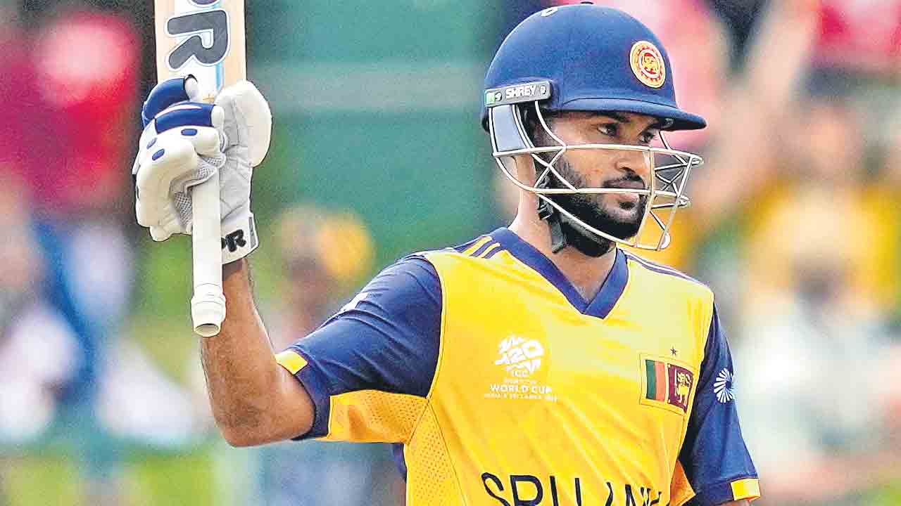 లంక అలవోకగా.. ఒమన్‌పై భారీ విజయం