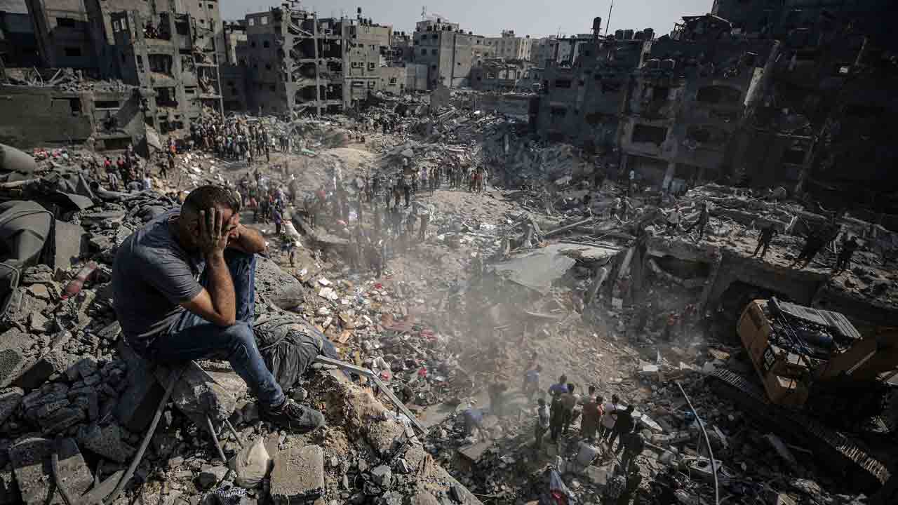 గాజాపై వాక్యూమ్‌ బాంబ్‌తో ఇజ్రాయెల్‌ దాడి!