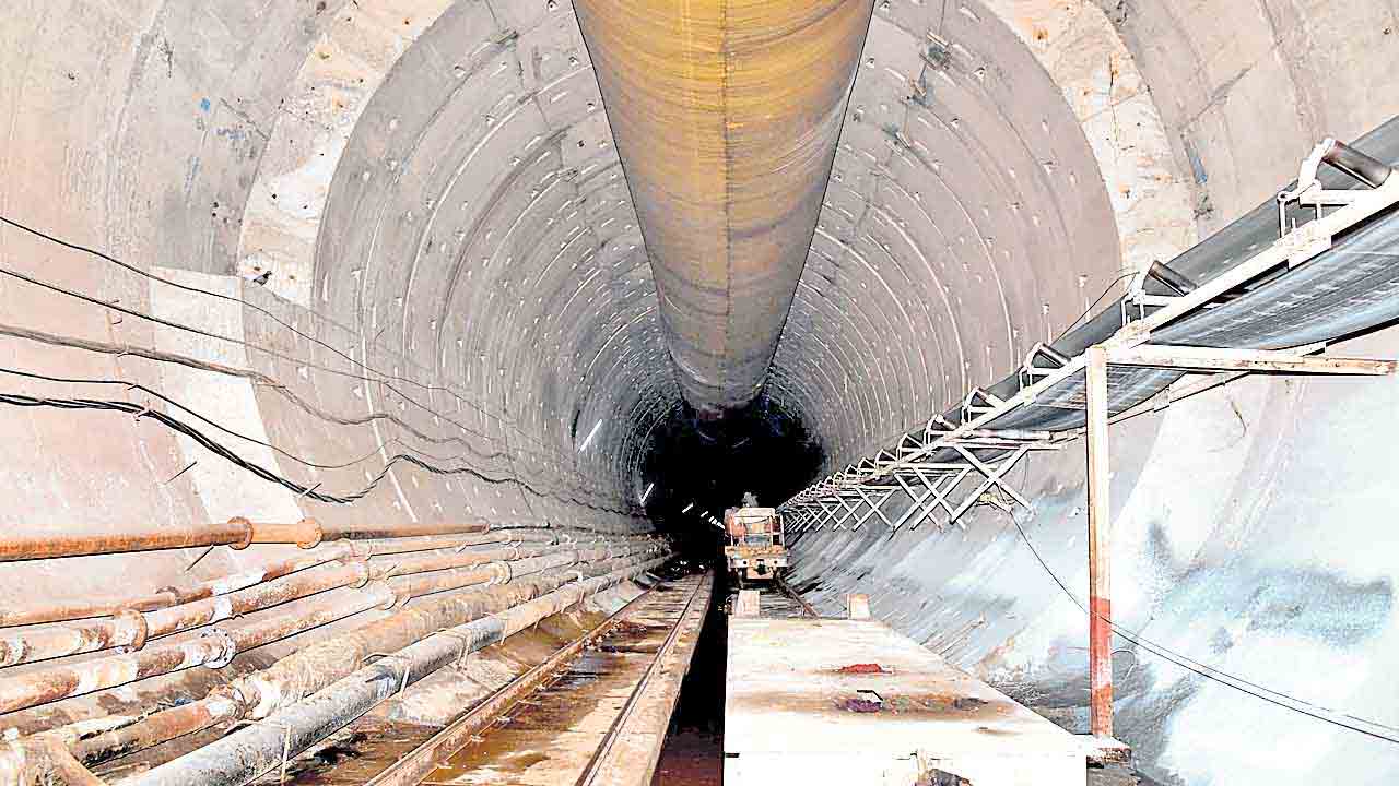 ఎస్‌ఎల్‌బీసీ ప్రమాదానికి ఏడాది.. ఇంకా సొరంగంలోనే కార్మికుల మృతదేహాలు