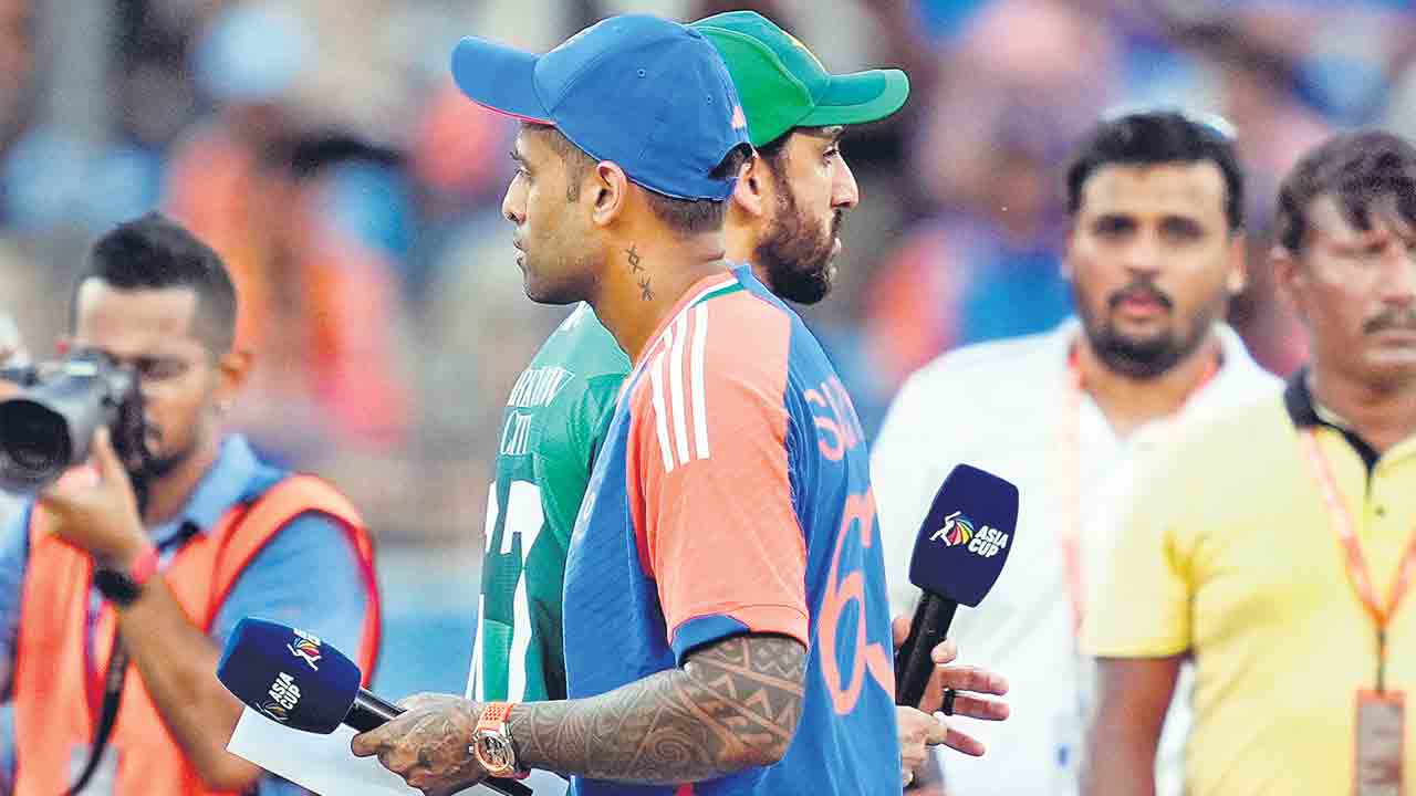 రూ.2,200 కోట్ల నష్టం.. భారత్‌, పాక్‌ మ్యాచ్‌ రద్దు భారం