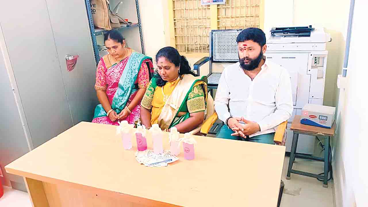 సీసీ కాపీ కోసం 5 వేలు లంచం