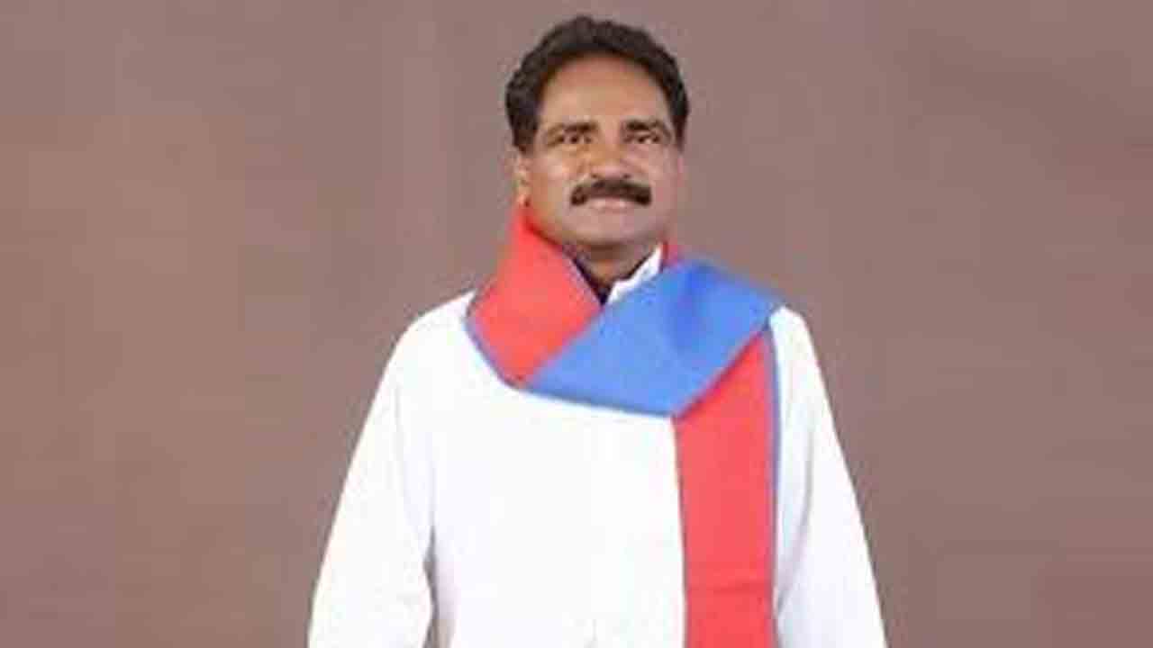 సీఎం స్పందించాలి.. సీపీఎం నేత జాన్‌వెస్లీ