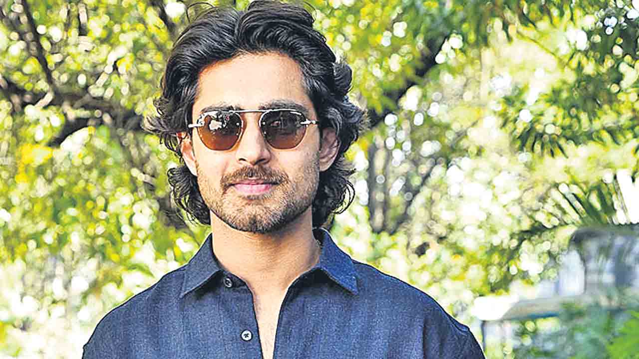 ఇంద్రగంటి టిపికల్‌ లవ్‌స్టోరీలో?