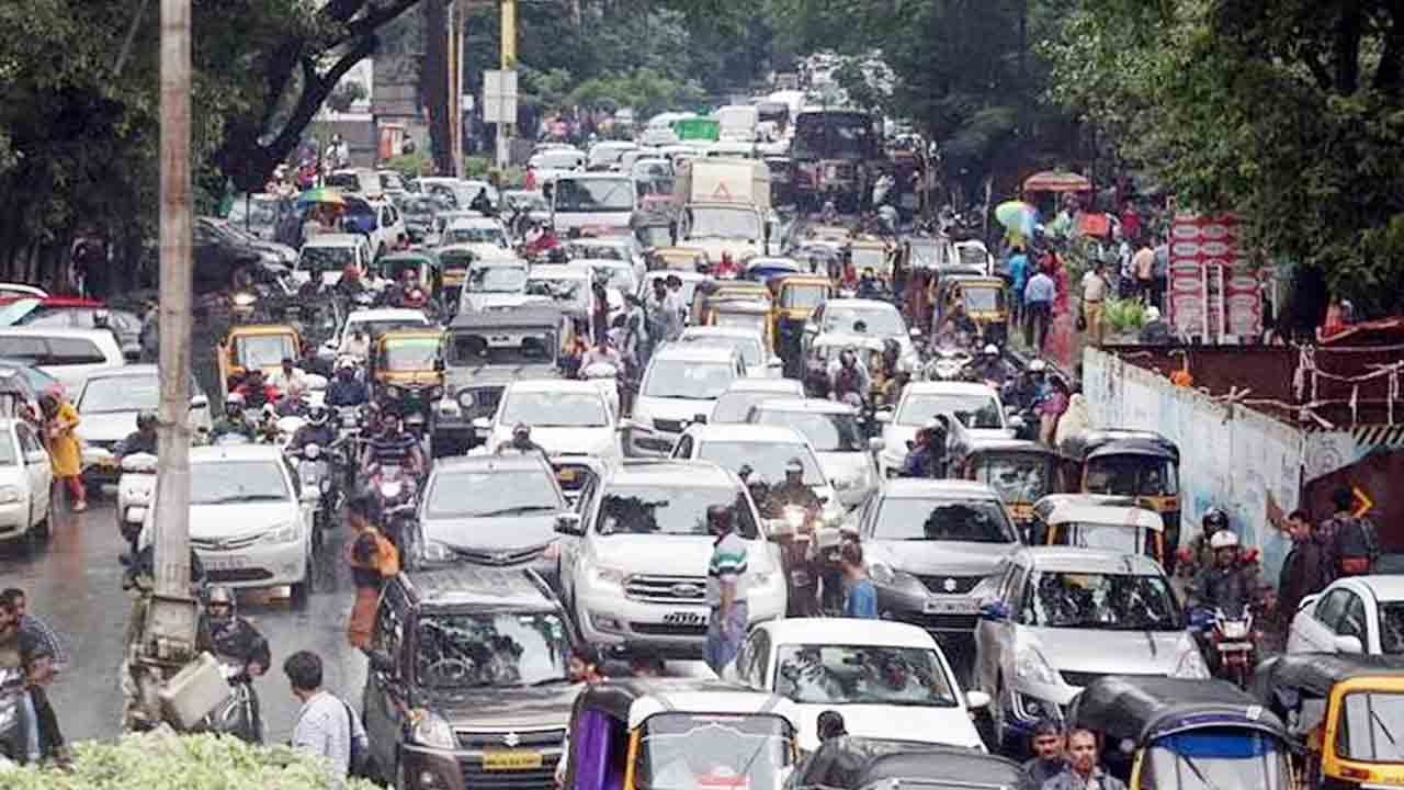 ‘ట్రాఫిక్యూర్‌’తో ట్రాఫిక్‌కు చెక్‌.. తొలిసారిగా పుణెలో అమలు