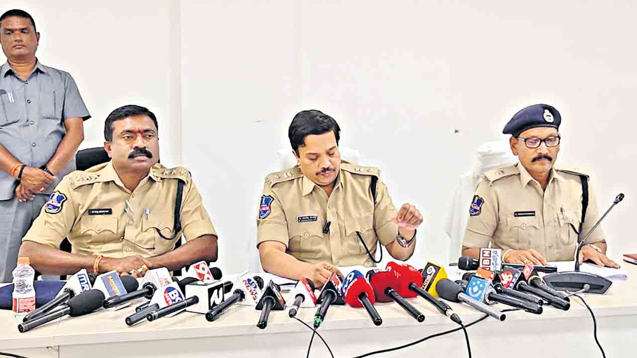 నివేదిక ఆధారంగానే మర్డర్‌ కేసు.. కుమ్మెర ఘటనపై ఎస్పీ సంగ్రామ్‌సింగ్‌జీ పాటిల్‌