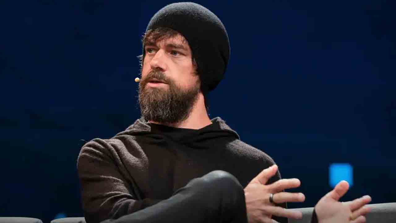 ‘బ్లాక్‌’లో ఒకేసారి 40% ఉద్యోగులకు ఉద్వాసన