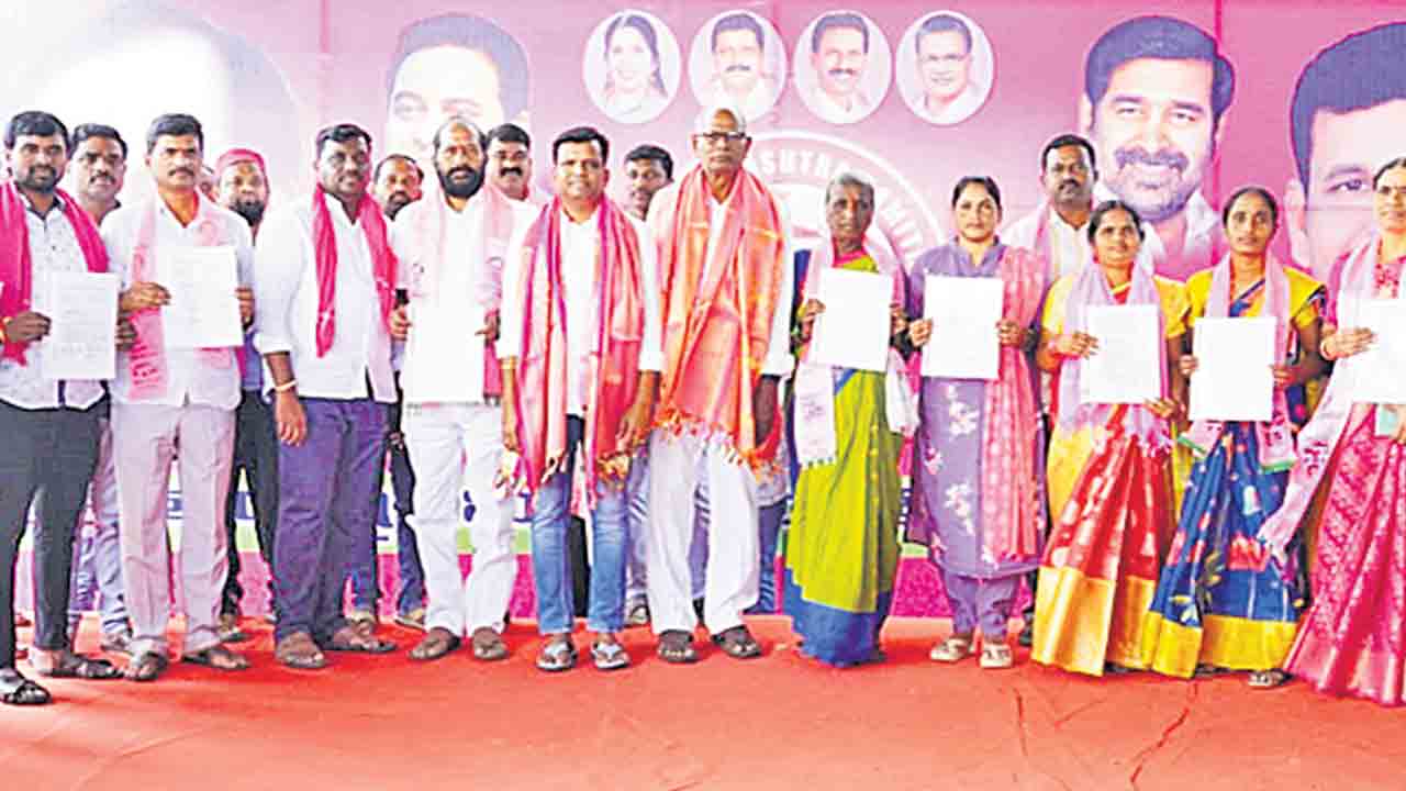 మున్సిపల్‌ ఎన్నికల్లో.. గులాబీ జెండా ఎగరాలి