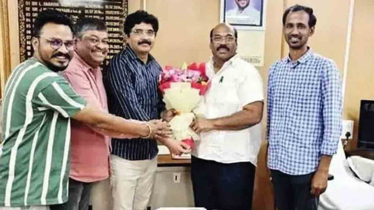 రమేశ్‌బాబుకు ఈఎన్సీగా అదనపు బాధ్యతలు