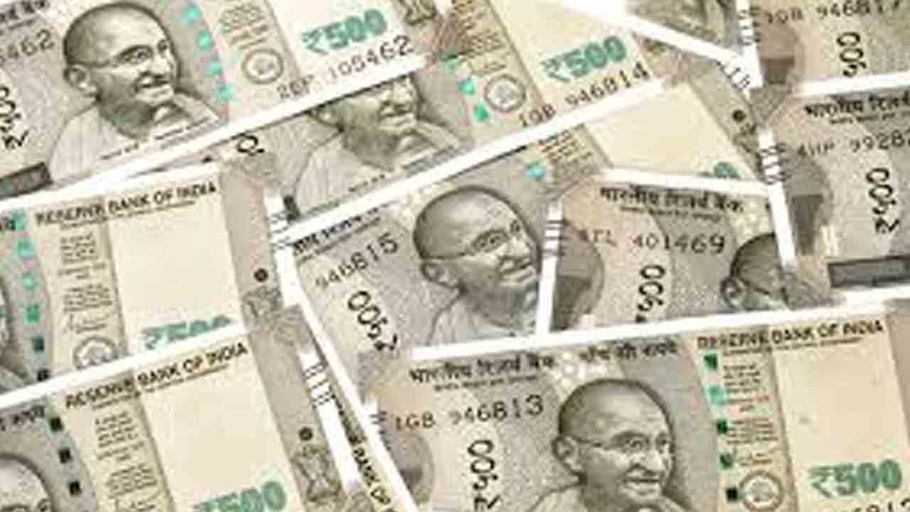 ట్రక్కు నుంచి రూ.400 కోట్ల లూటీ కట్టుకథే!