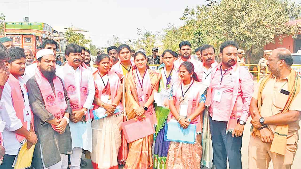 తాండూరులో అక్రమ కేసులపై నిరసన