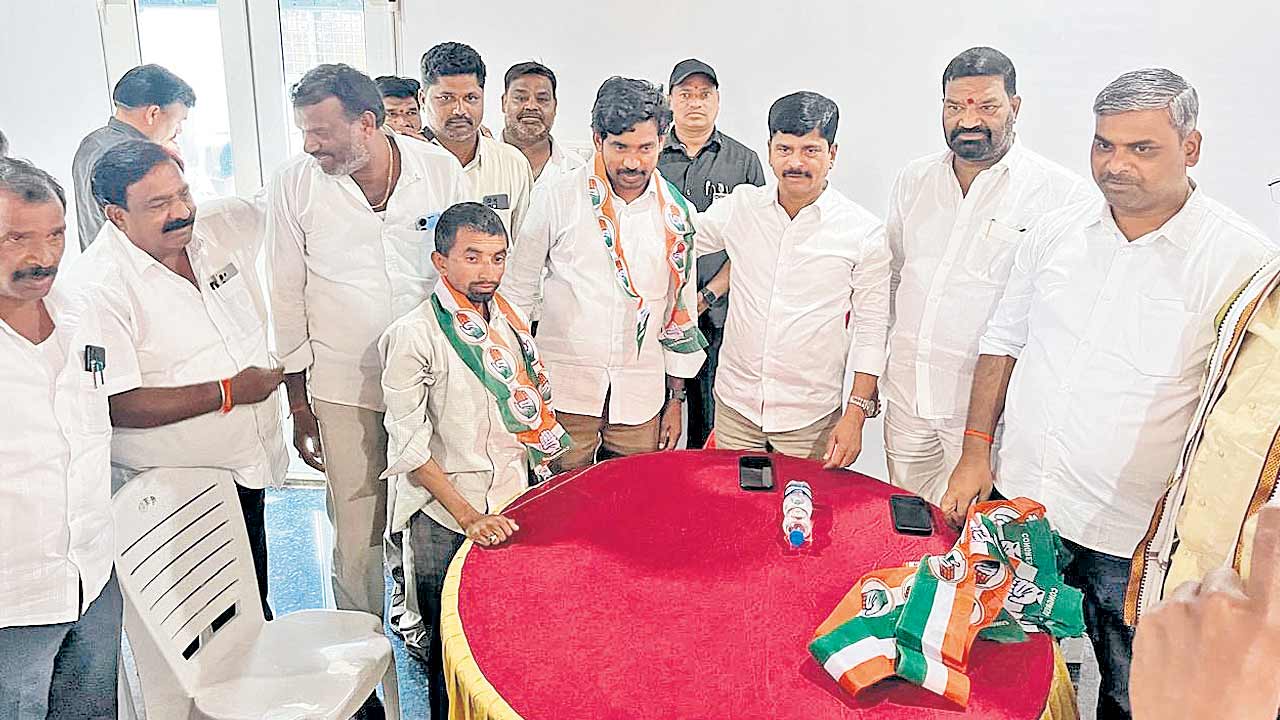 Congress | ‘పట్నం’లో కాంగ్రెస్‌ గూండాగిరీ..కాంగ్రెస్‌ బీఆర్‌ఎస్‌ అభ్యర్థి కిడ్నాప్‌.. కార్యకర్తలపై దాడులు