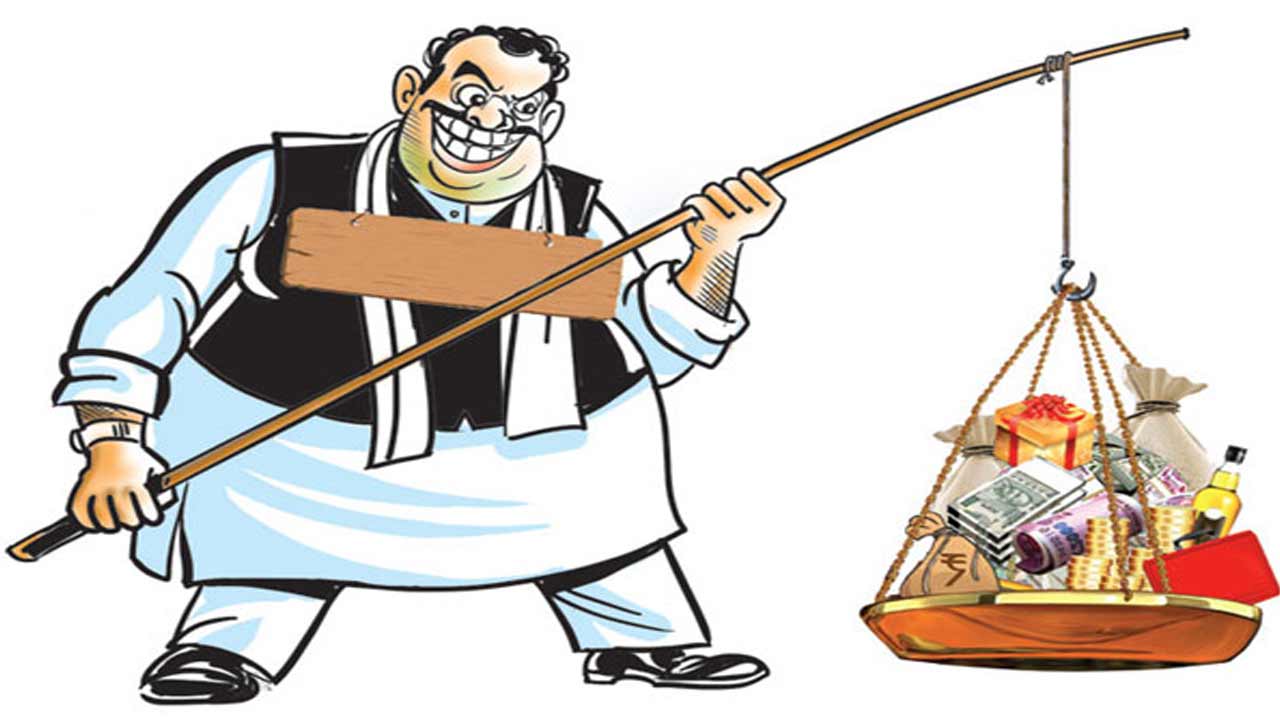 ఓటర్లకు ప్రలోభాల ఎర!